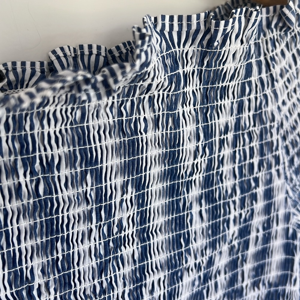 🕶️Zara Blue/White Stripe Off Shoulder Smocked Coquette‎ 3/4 sleeve blouse top L - Picture 4 of 6